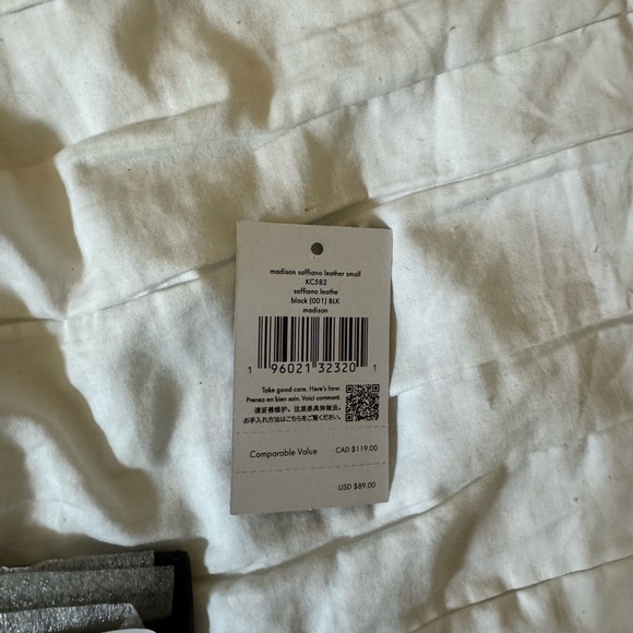 NWT Kate Spade wallet - Picture 3 of 3